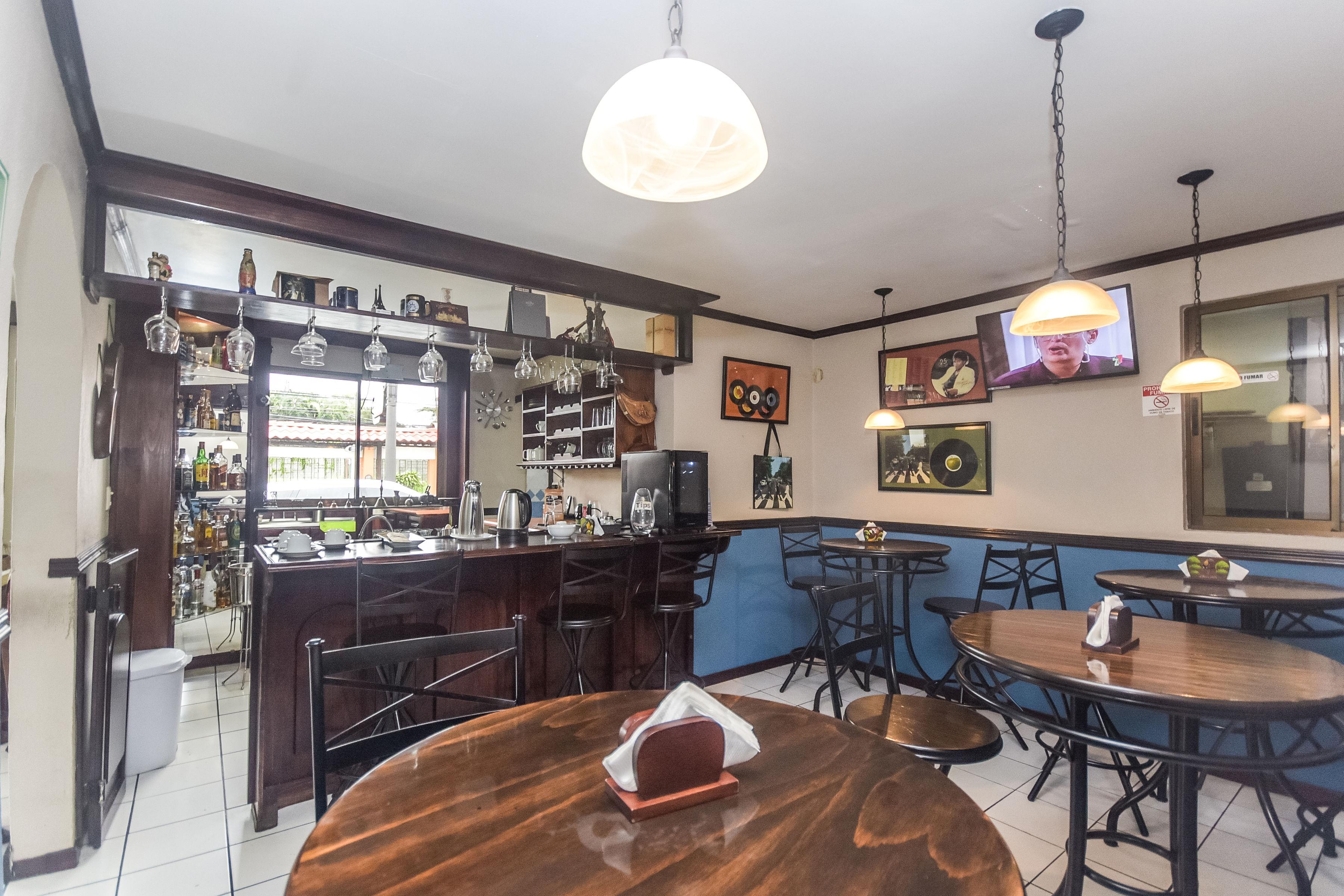 贝尔乐机场酒店 Río Segundo 外观 照片